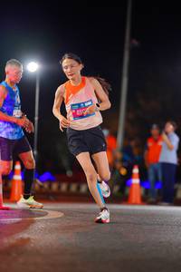 BIB: 450
                            <button type="button" onclick="openModal(21516483)" class="btn btn-primary btn-sm float-right btn-popup" data-toggle="modal" data-target=".modal-high-quality">
                        <i class="fas fa-shopping-cart"></i> Add to Cart
                    </button>
                                            <button type="button" onclick="isThisMe(21516483, true)" class="btn btn-success btn-sm float-right btn-popup btn-isme hidden" data-toggle="tooltip" data-placement="bottom" title="นี่คือรูปของคุณใช่ไหม คลิกที่นี่เพื่อเอาเข้าอัลบั้ม">
                        <i class="fas fa-plus"></i> Add to album
                    </button>
                    <button type="button" onclick="isThisMe(21516483, false)" class="btn btn-warning btn-sm float-right btn-popup btn-isnotme hidden">
                        <i class="fas fa-ban"></i> Remove from album
                    </button>